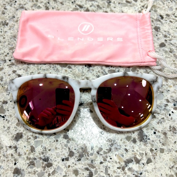 blenders eyewear Accessories - Blenders Sunglasses - Pacific Grace H-Series